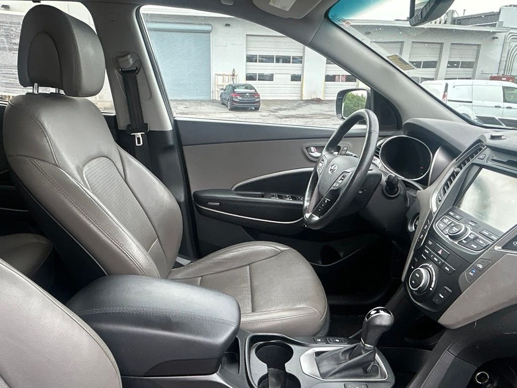 Used 2016 Twilight Black Hyundai 2.4 Base image 30