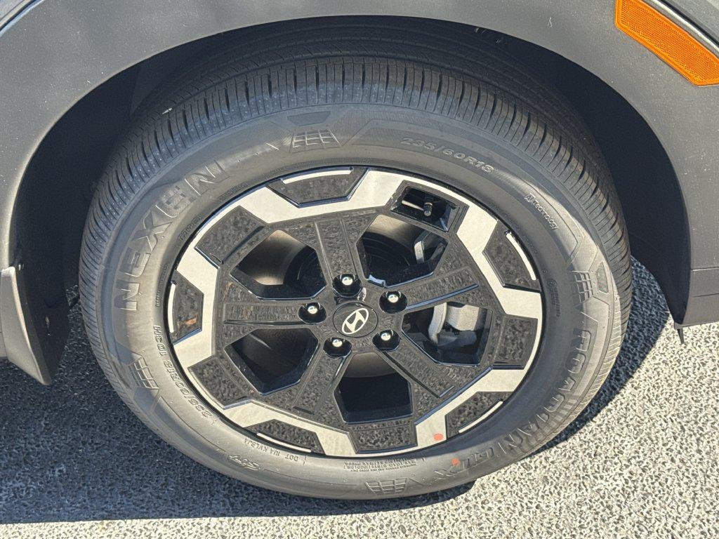 New 2027 Gray Hyundai SEL FWD image 12