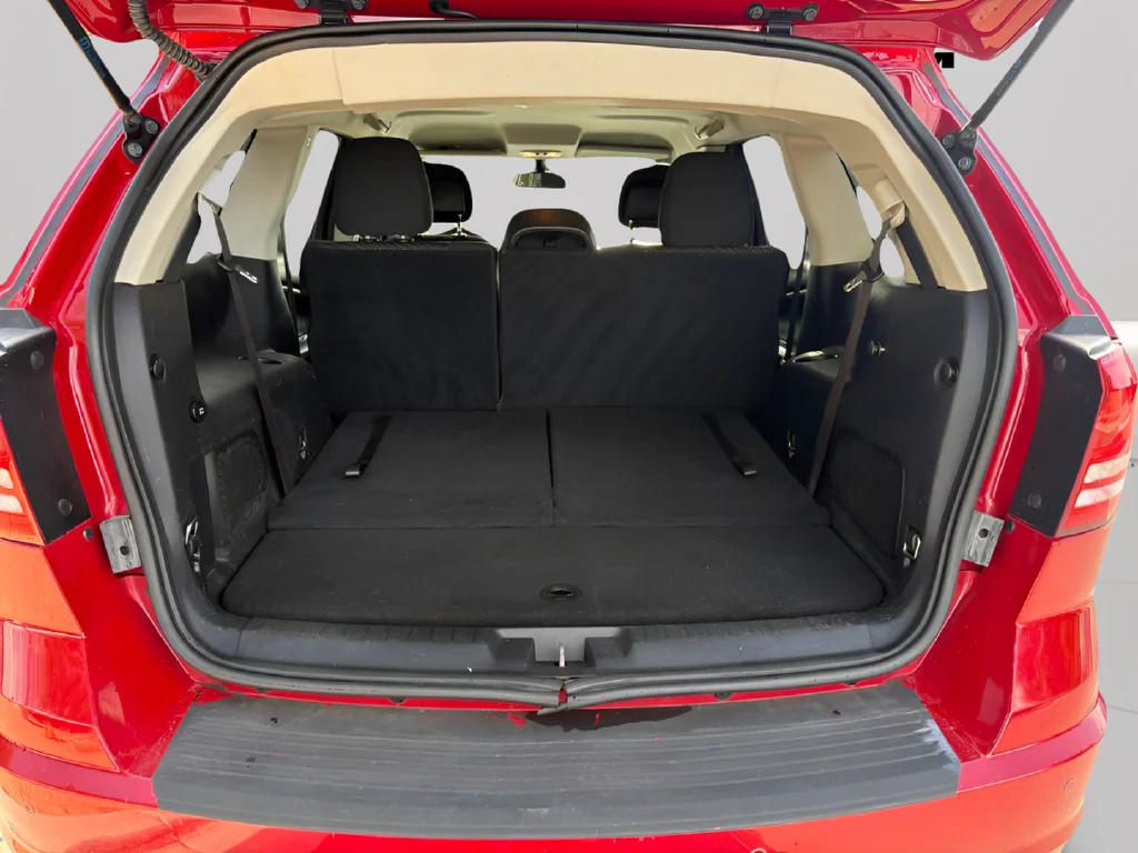 Used 2020 Red Dodge SE image 45
