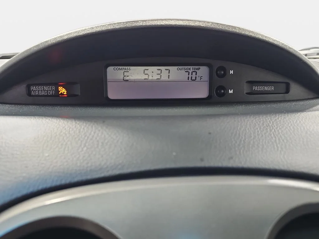 Used 2006  Mitsubishi GT image 23