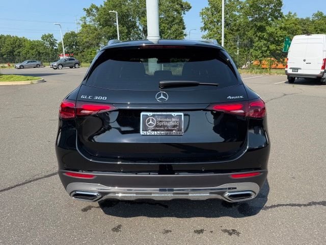 Used 2026 Black Mercedes-Benz GLC 300 image 6