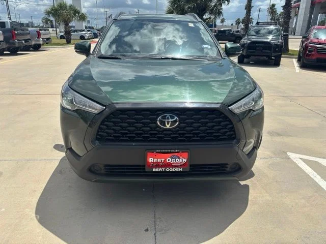 Used 2023 Green Toyota LE image 2
