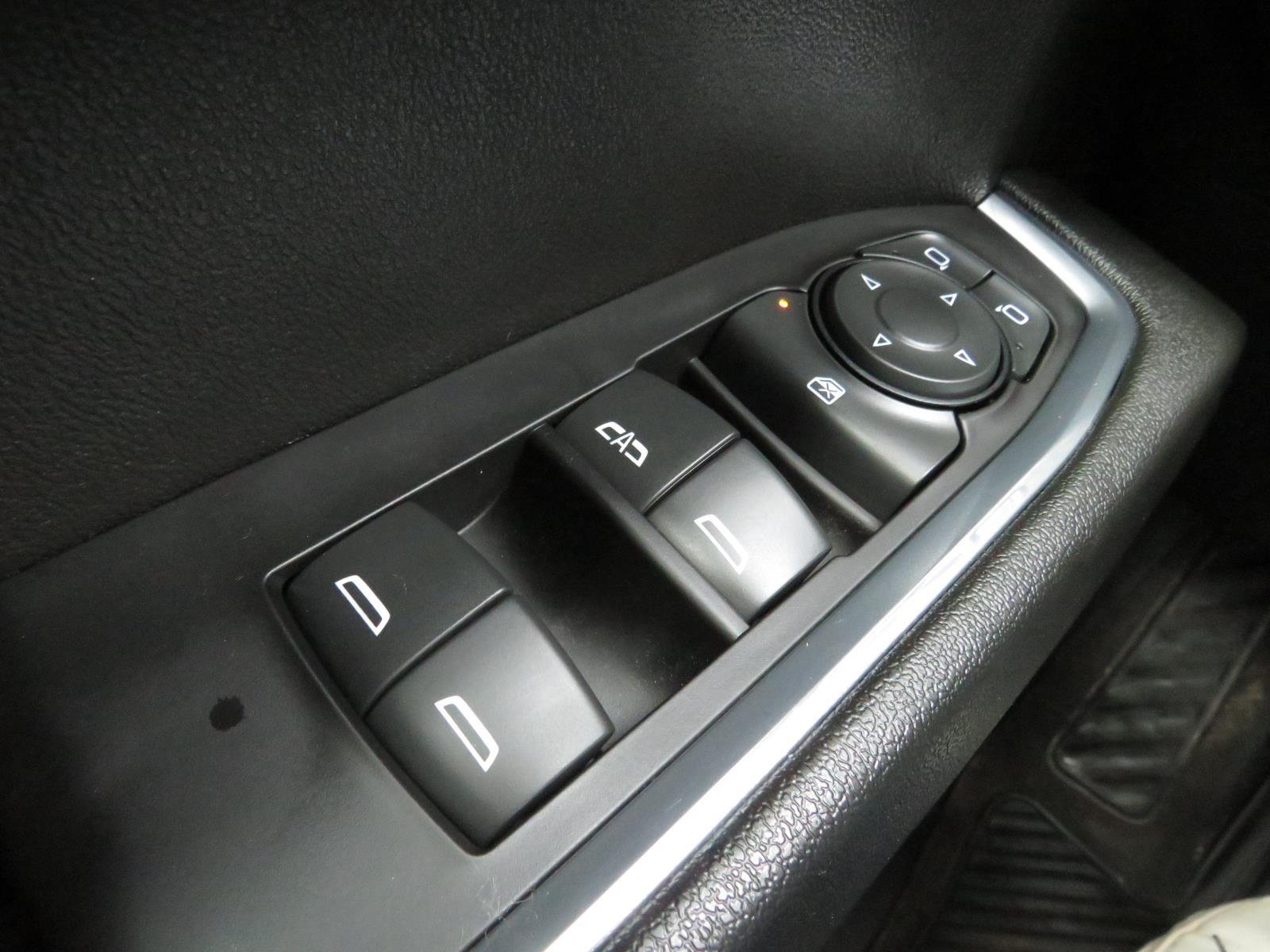 Used 2023 Summit White Chevrolet RST image 27