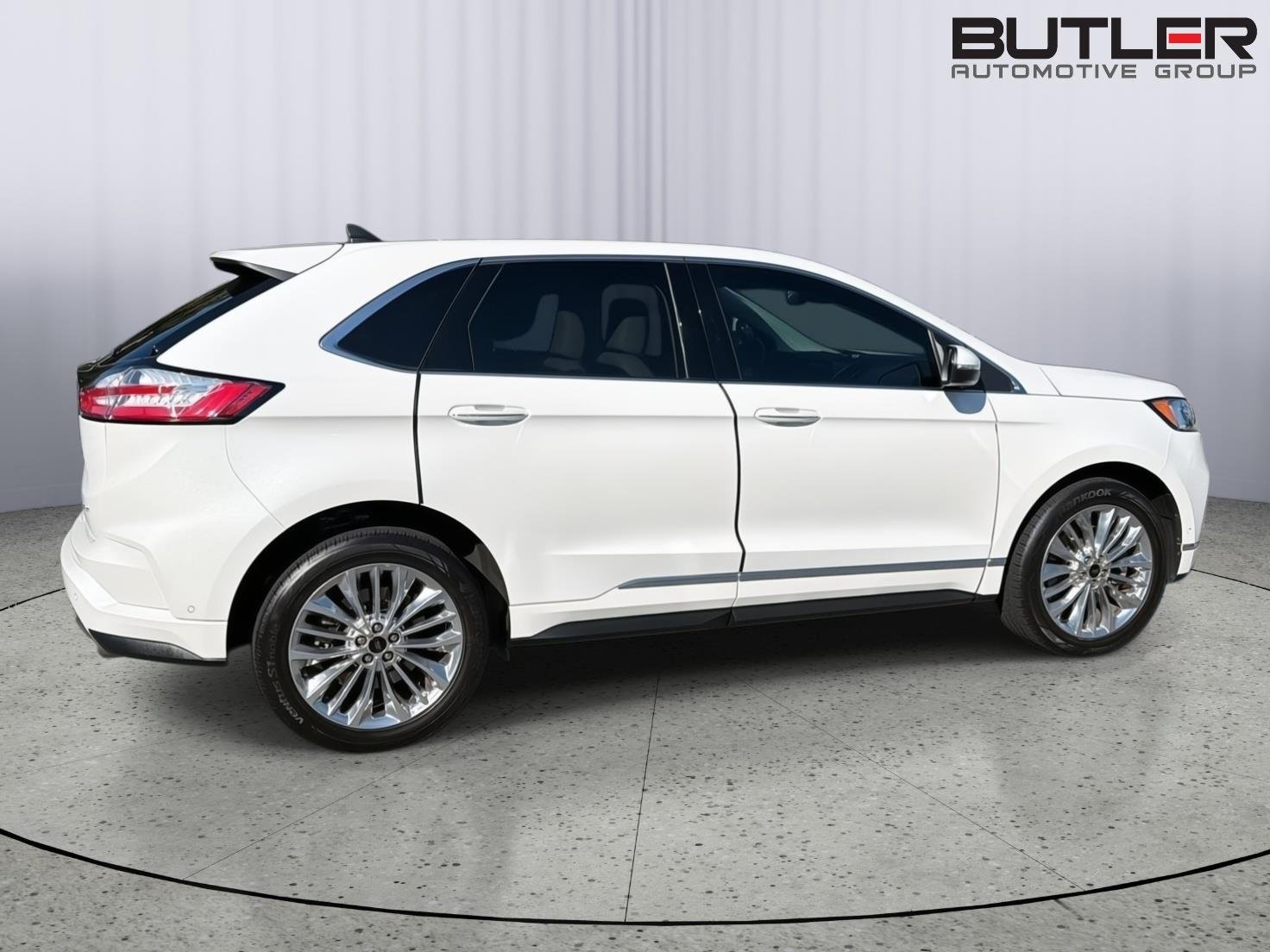 Used 2024 Star White Metallic Tri-Coat Ford Titanium image 7