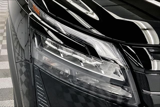 New 2026 Super Black Nissan Platinum image 14
