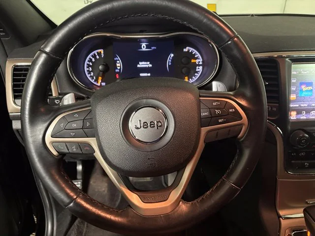 Used 2016 Brilliant Black Crystal Pearlcoat Jeep Laredo image 26
