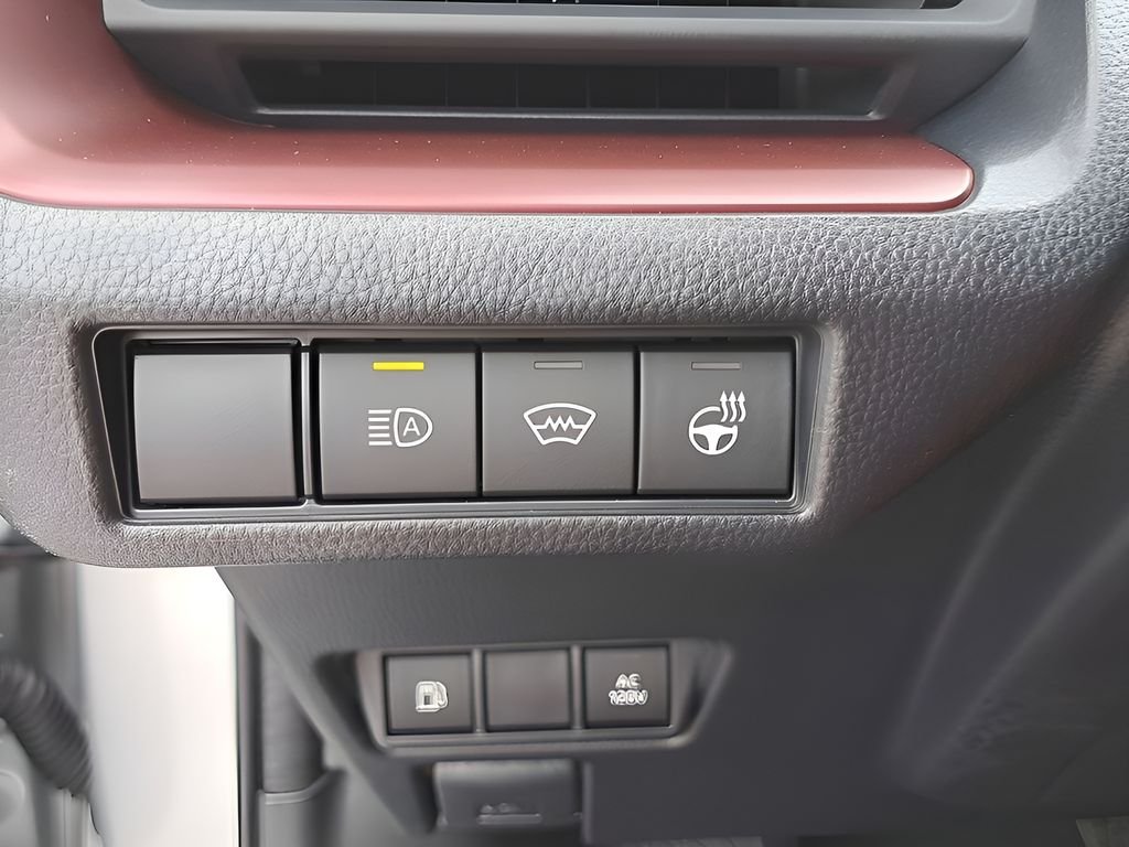 2026 Toyota Prius Plug-in Hybrid XSE - Photo 27
