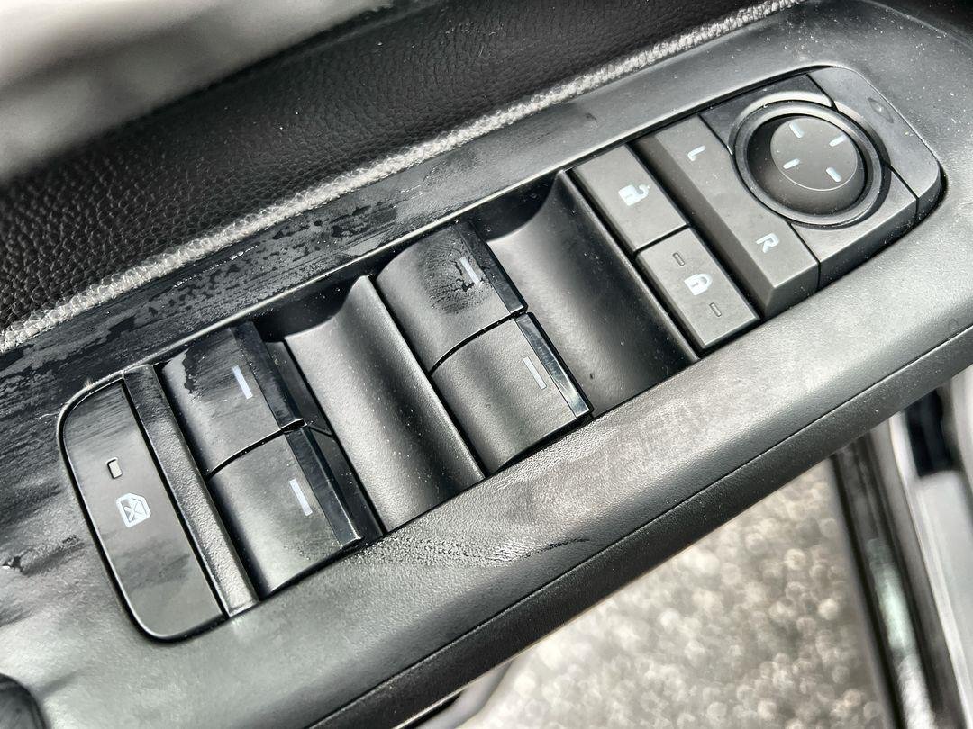 2026 Toyota Tacoma Limited - Photo 15
