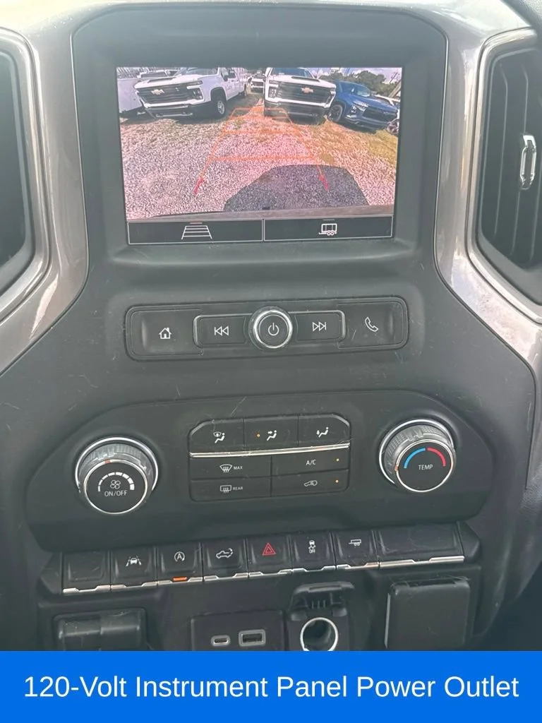 Used 2023 STERLING GRAY METALLIC Chevrolet Custom image 32