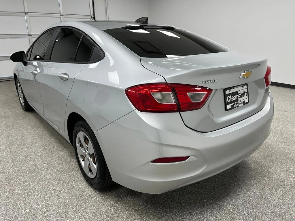 Used 2018 Silver Chevrolet LS image 8