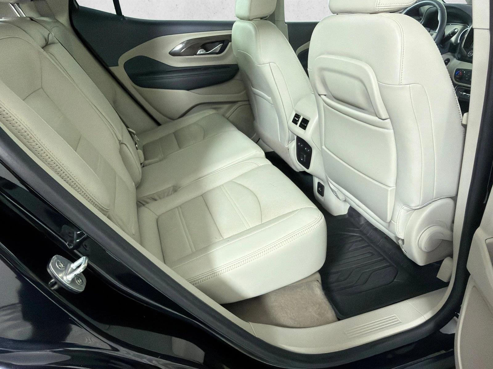 Used 2022 Ebony Twilight Metallic GMC Denali image 17