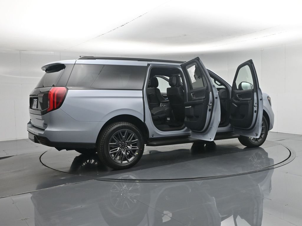 New 2026 Glacier Gray Metallic Tri-Coat Ford Platinum image 5