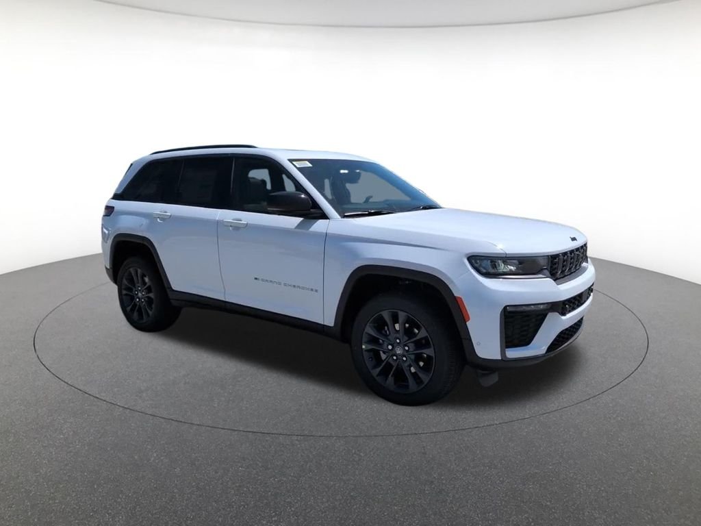 New 2026 White Jeep  image 5