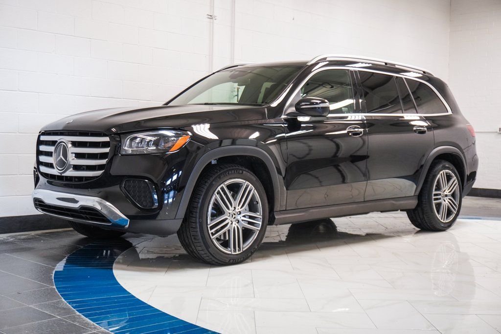 Used 2025 Black Mercedes-Benz GLS 450 image 4