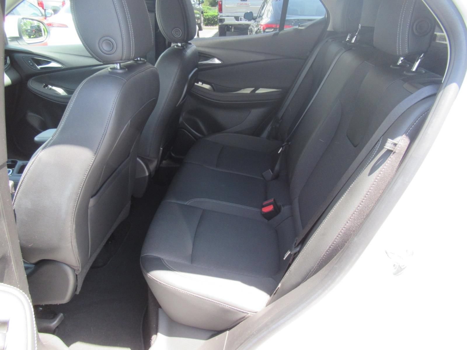 Used 2023 SUMMIT WHITE Buick Preferred image 35