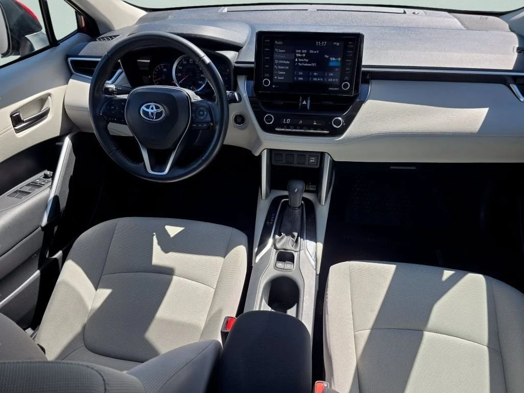 Used 2022 Barcelona Red Metallic Toyota LE image 31