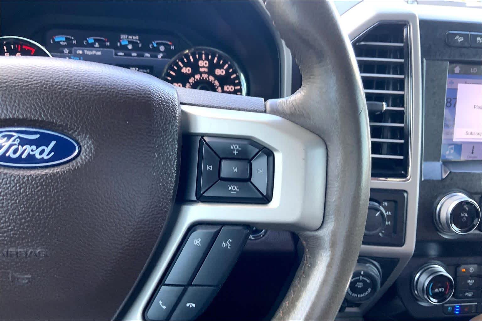 Used 2019 Agate Black Metallic Ford King Ranch image 25