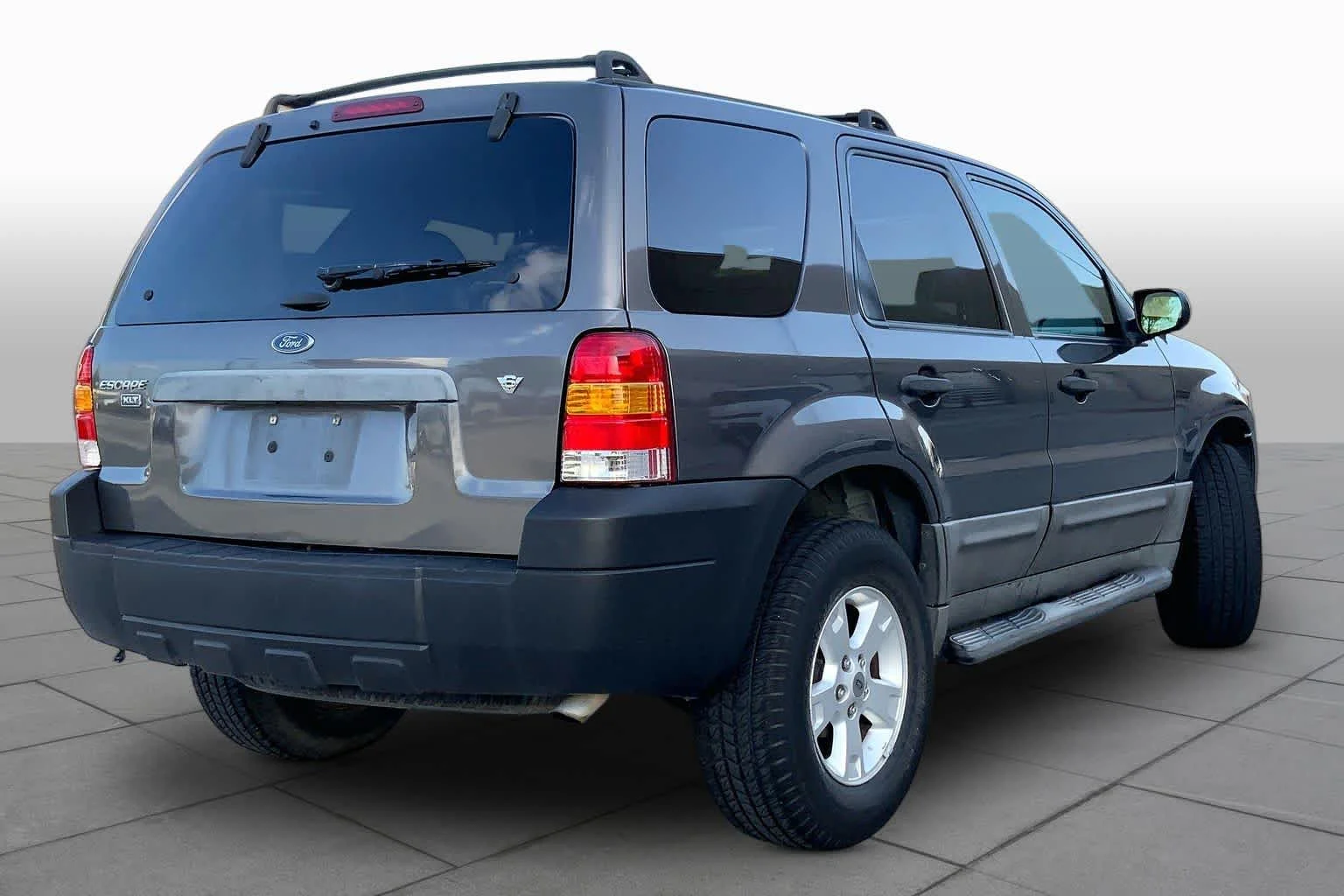 Used 2006 Silver Metallic Ford XLT image 12