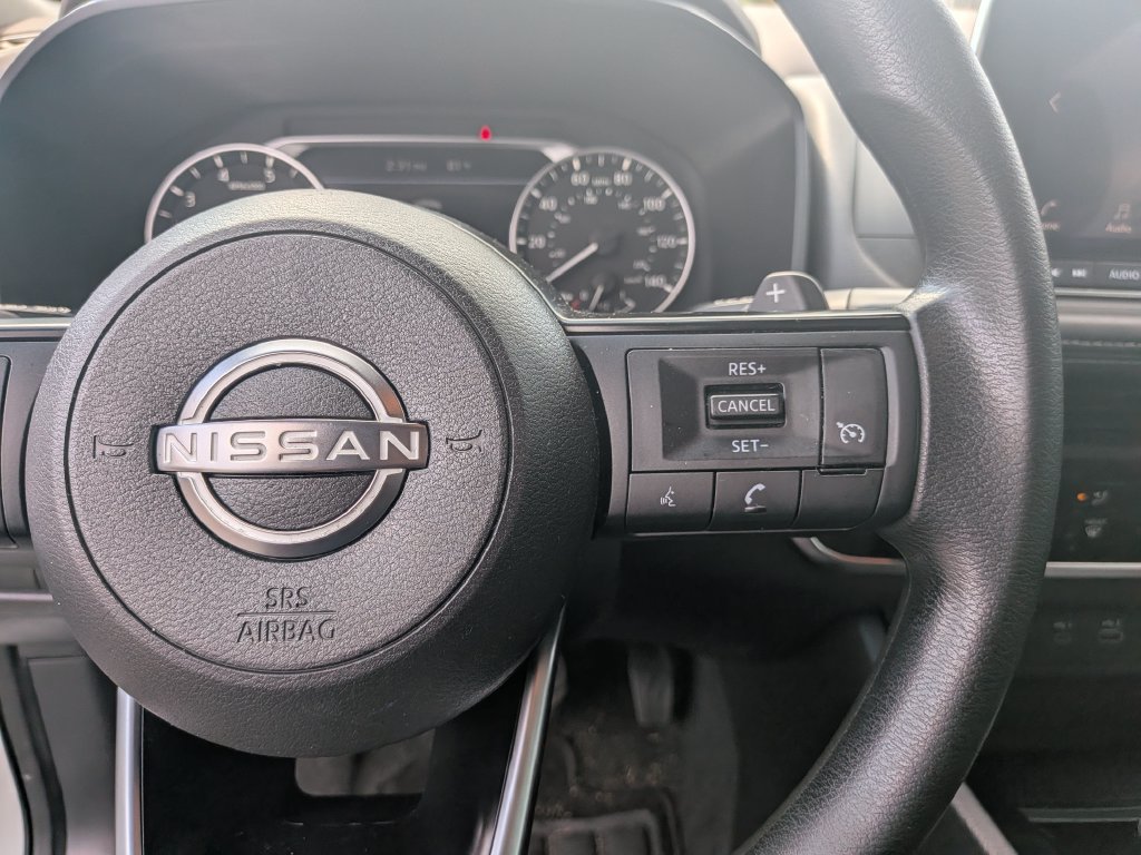 Used 2022 White Nissan S image 14