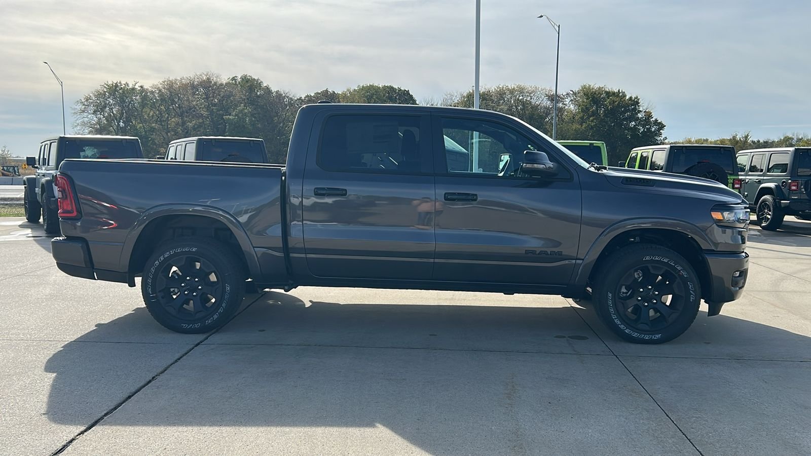 New 2026 Granite Crystal Metallic Clear-Coat Exterior Paint RAM Big Horn/Lone Star image 2