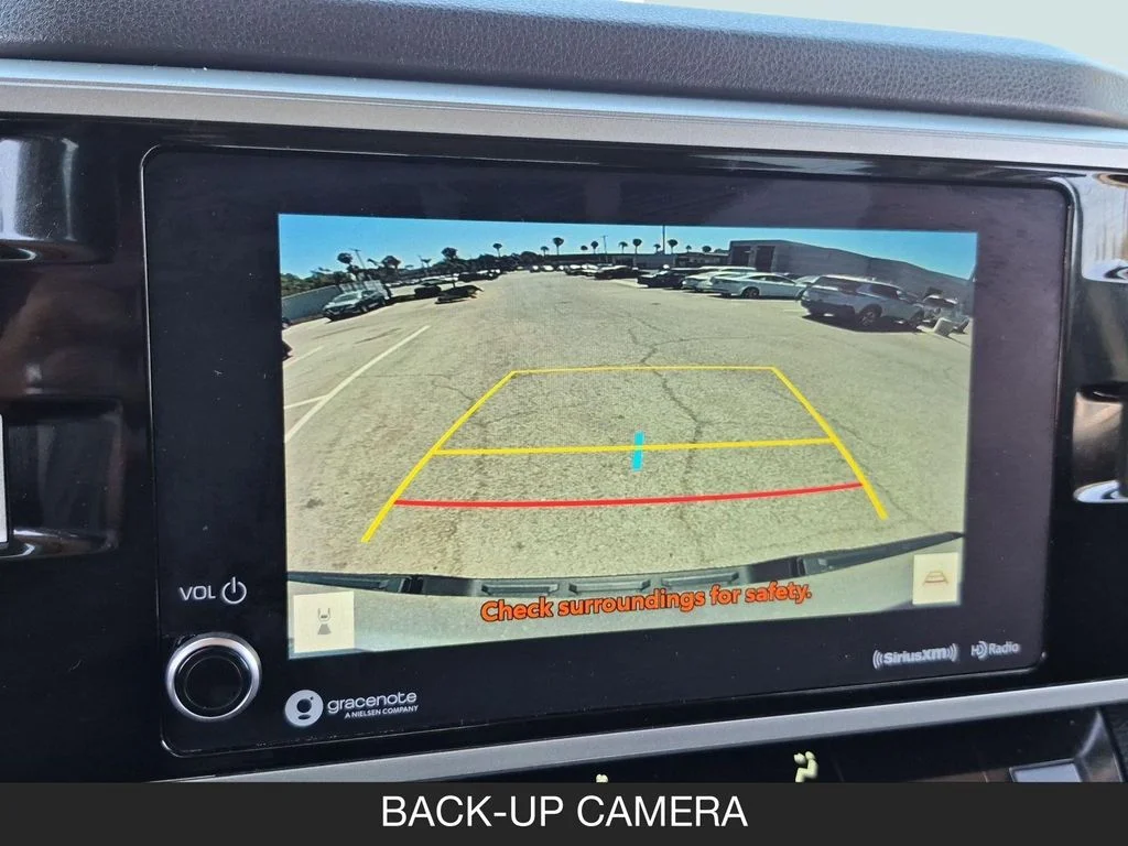 Used 2022 Silver Toyota SR5 image 21