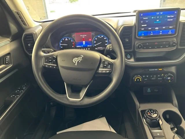Used 2021  Ford Badlands image 3
