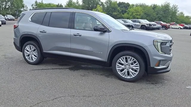 New 2027 Sterling Metallic GMC Elevation image 3