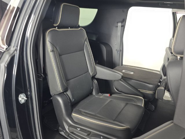 Used 2024 Onyx Black GMC SLT image 31