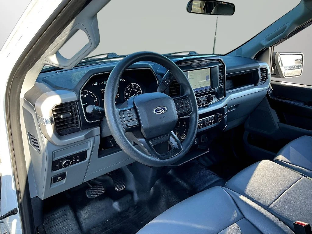 Used 2022 Oxford White Ford XL image 20