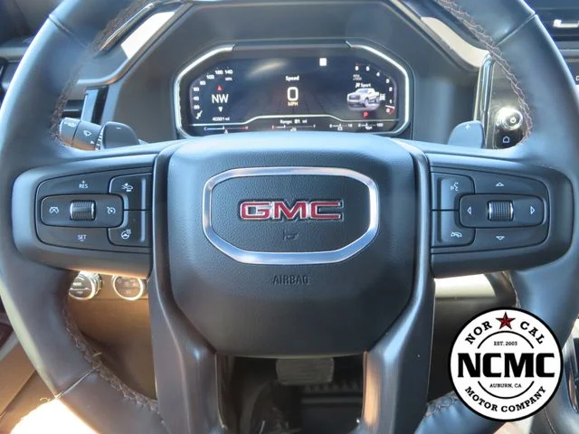Used 2025 White GMC AT4 image 36