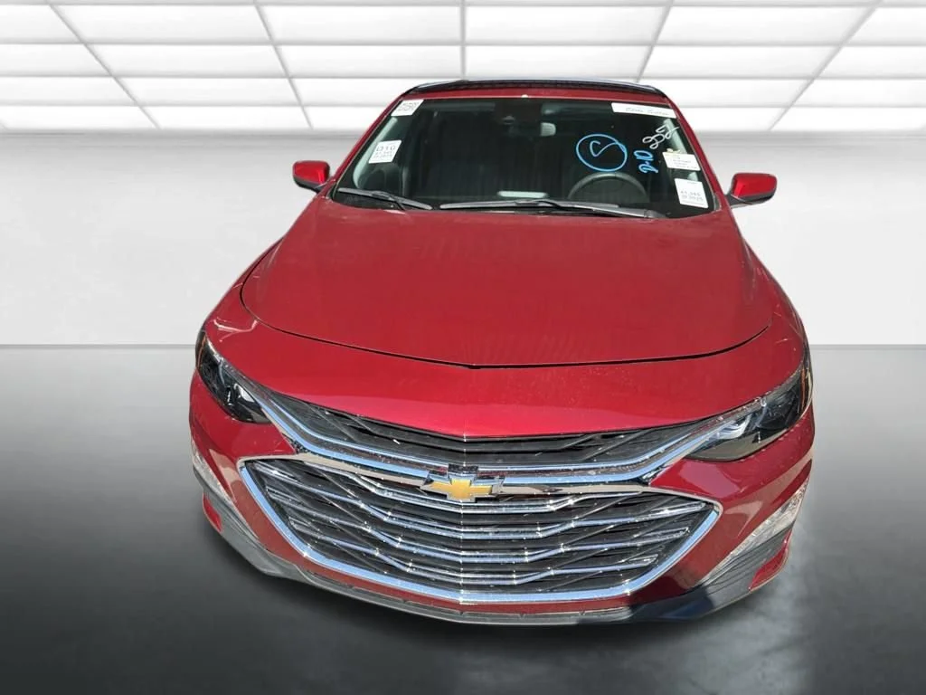 Used 2025 Radiant Red Tintcoat Chevrolet 1LT image 6