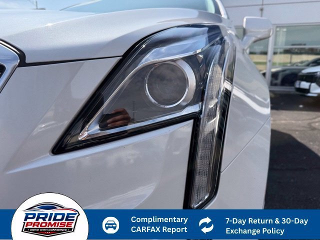 Used 2019 CRYSTAL WHITE TRICOAT Cadillac Luxury AWD image 12