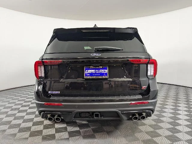 New 2026 Agate Black Metallic Ford ST image 7