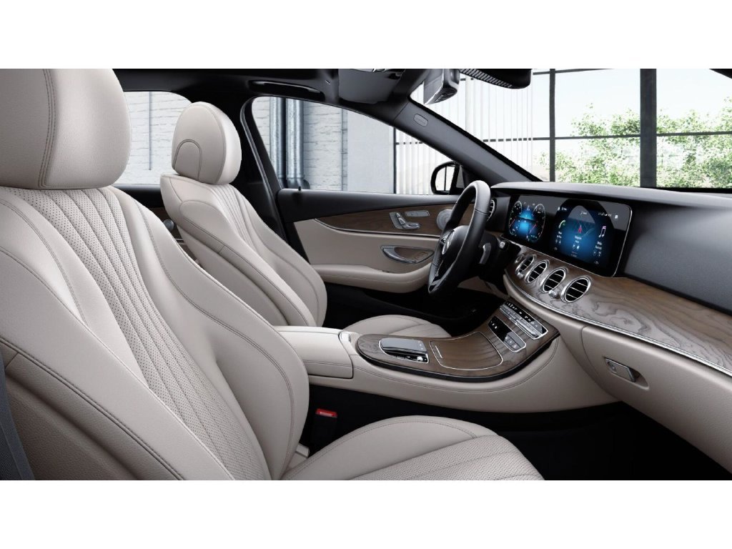 Certified Used 2023 Polar White Mercedes-Benz  image 4