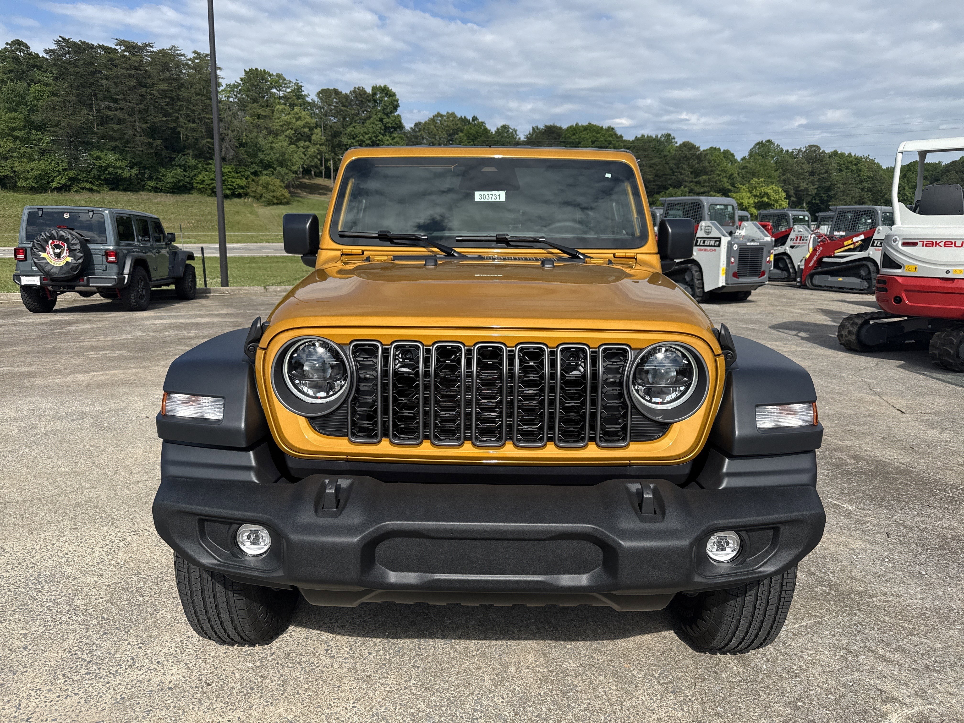 New 2026 Goldilocks Jeep Sport S image 2