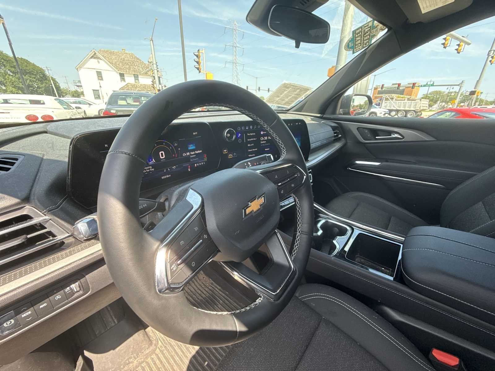 Used 2025 Mosaic Black Metallic Chevrolet LT image 10