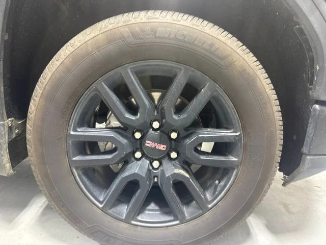 Used 2023 Black GMC Elevation image 4