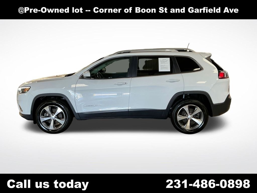 Used 2020 White Jeep Limited image 2