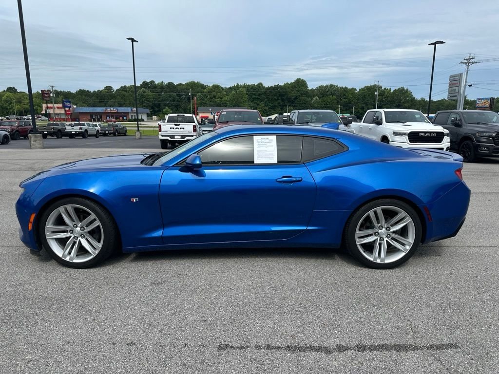 Used 2018 Blue Chevrolet 2LT image 4