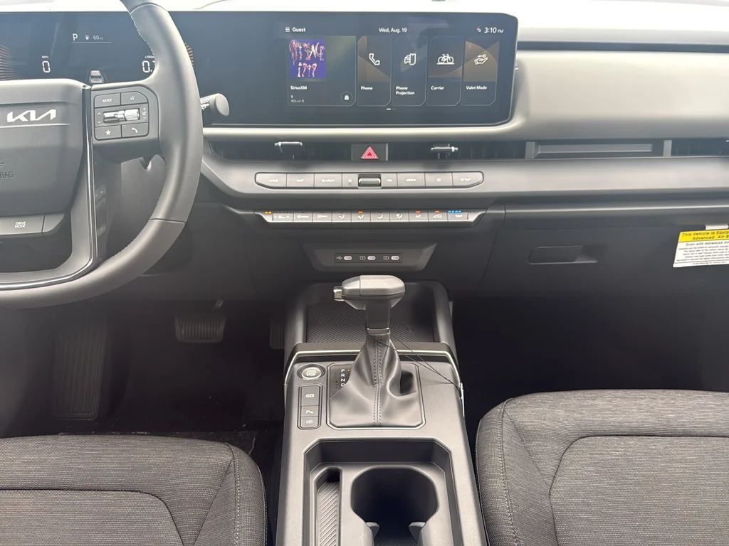 New 2027 Snow White Pearl Kia LX image 22
