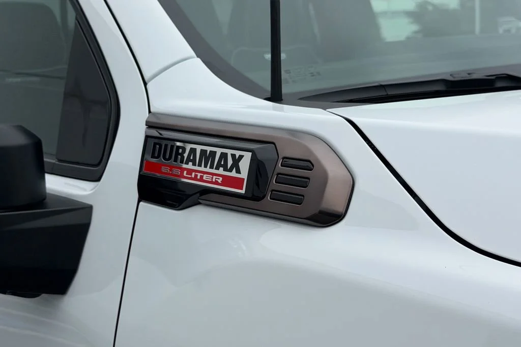 New 2026 Summit White GMC AT4X image 6