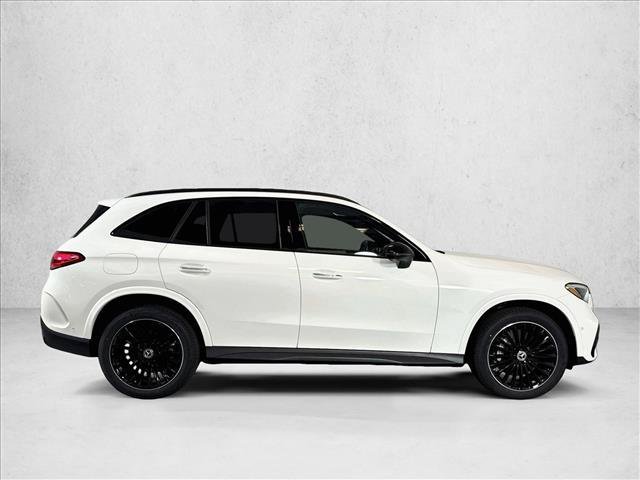 New 2026 Polar White Mercedes-Benz GLC 300 image 34