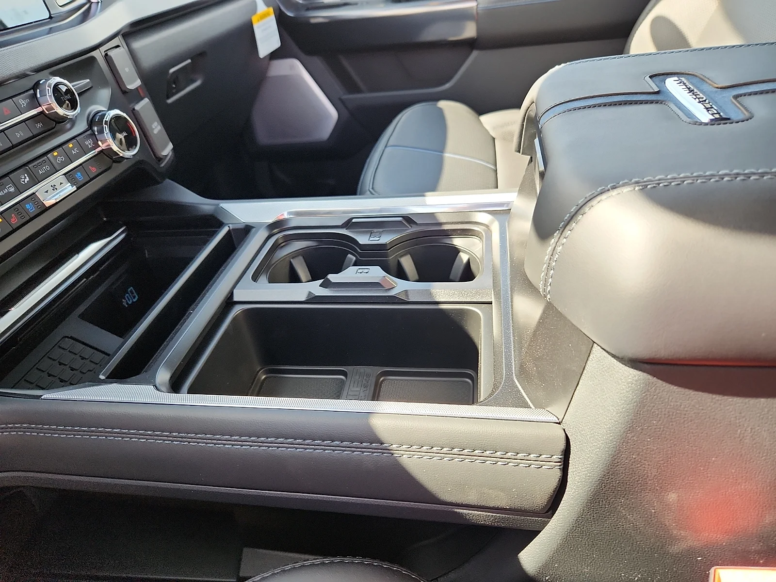 New 2026 Carbonized Gray Metallic Ford F-250® Platinum® image 25