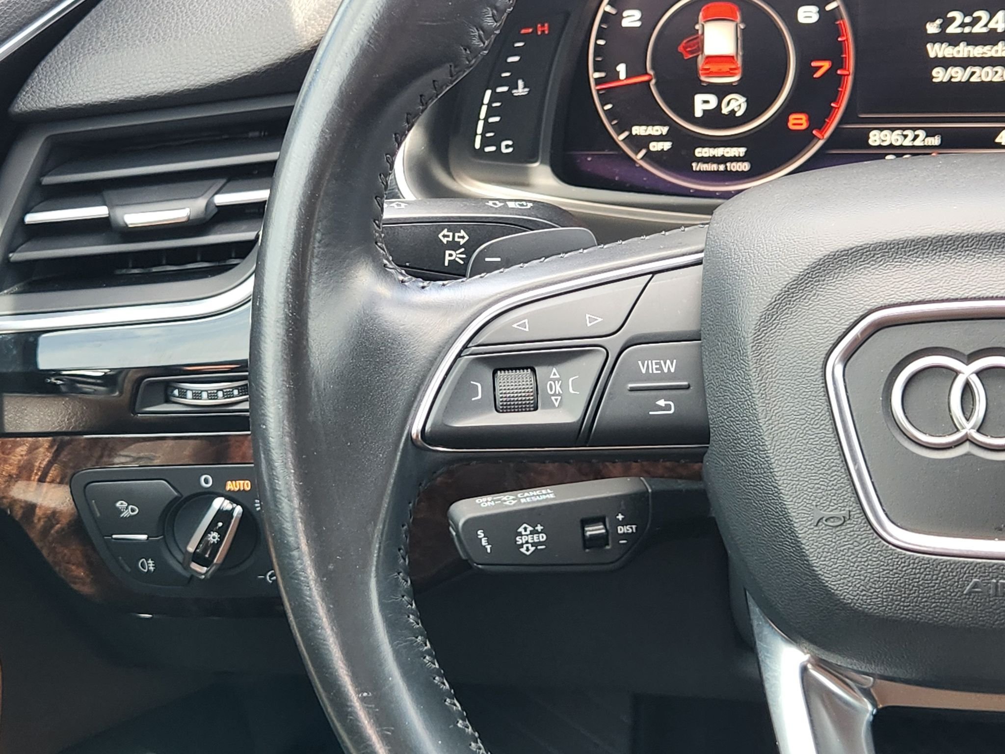Used 2017 Orca Black Metallic Audi Prestige image 29