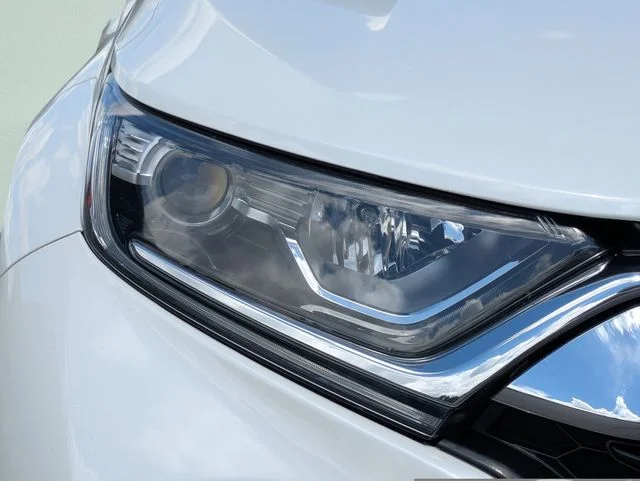 Used 2018 Silver Honda EX-L image 8