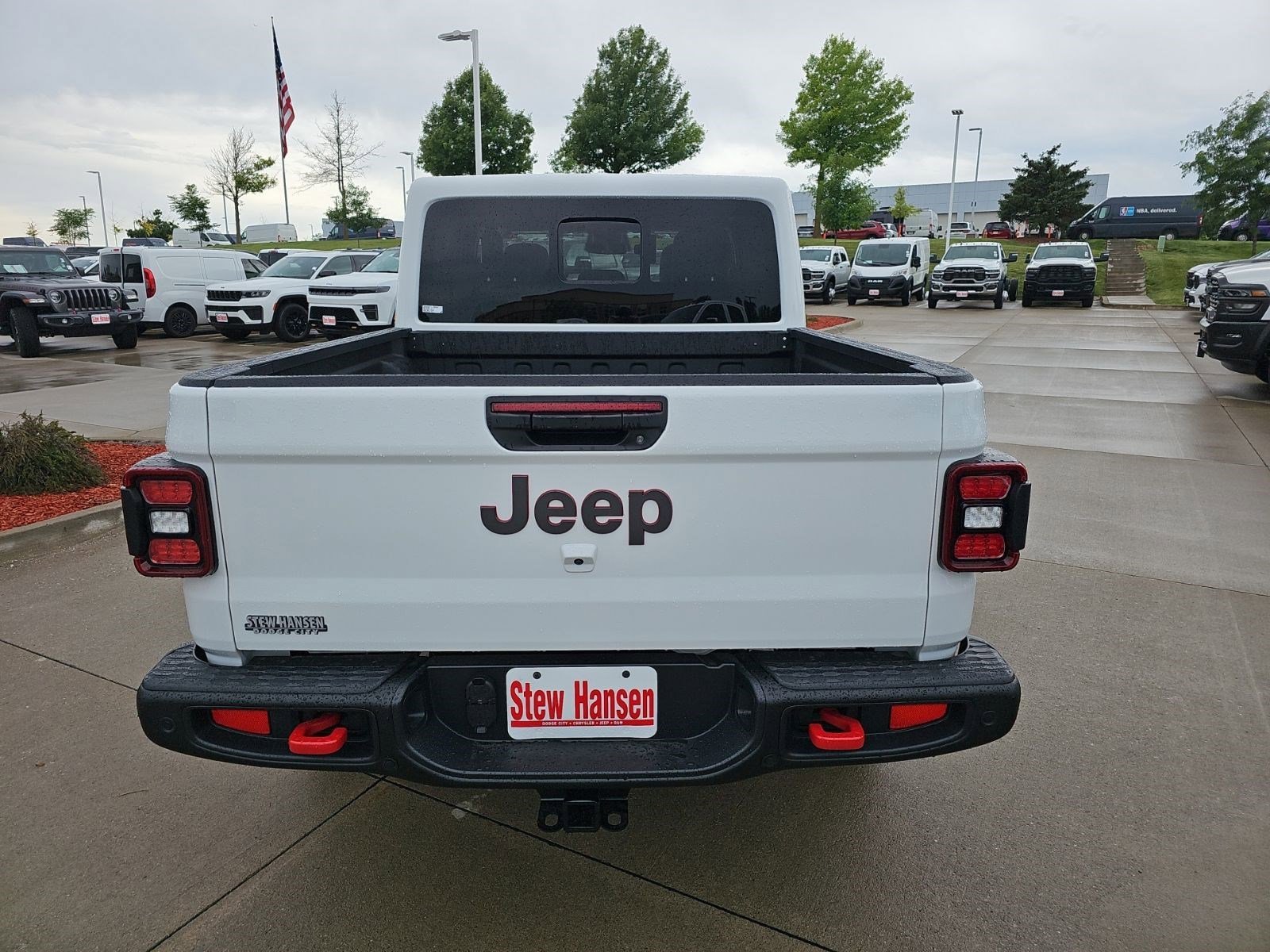 New 2026 Bright White Clearcoat Jeep Rubicon image 4