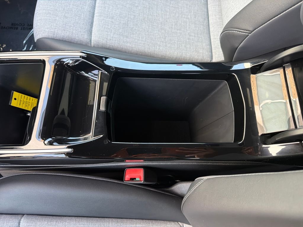 Certified Used 2024 Pure Gray Volkswagen Pro image 25