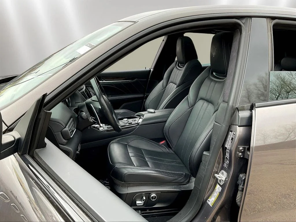 Used 2022 Grigio Maratea Metallic Maserati Modena image 20