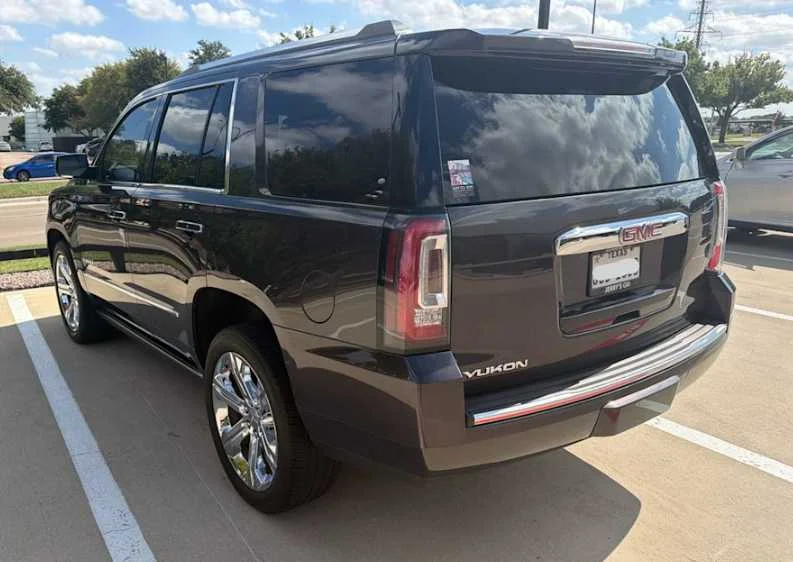 Used 2016 Iridium Metallic GMC Denali image 3