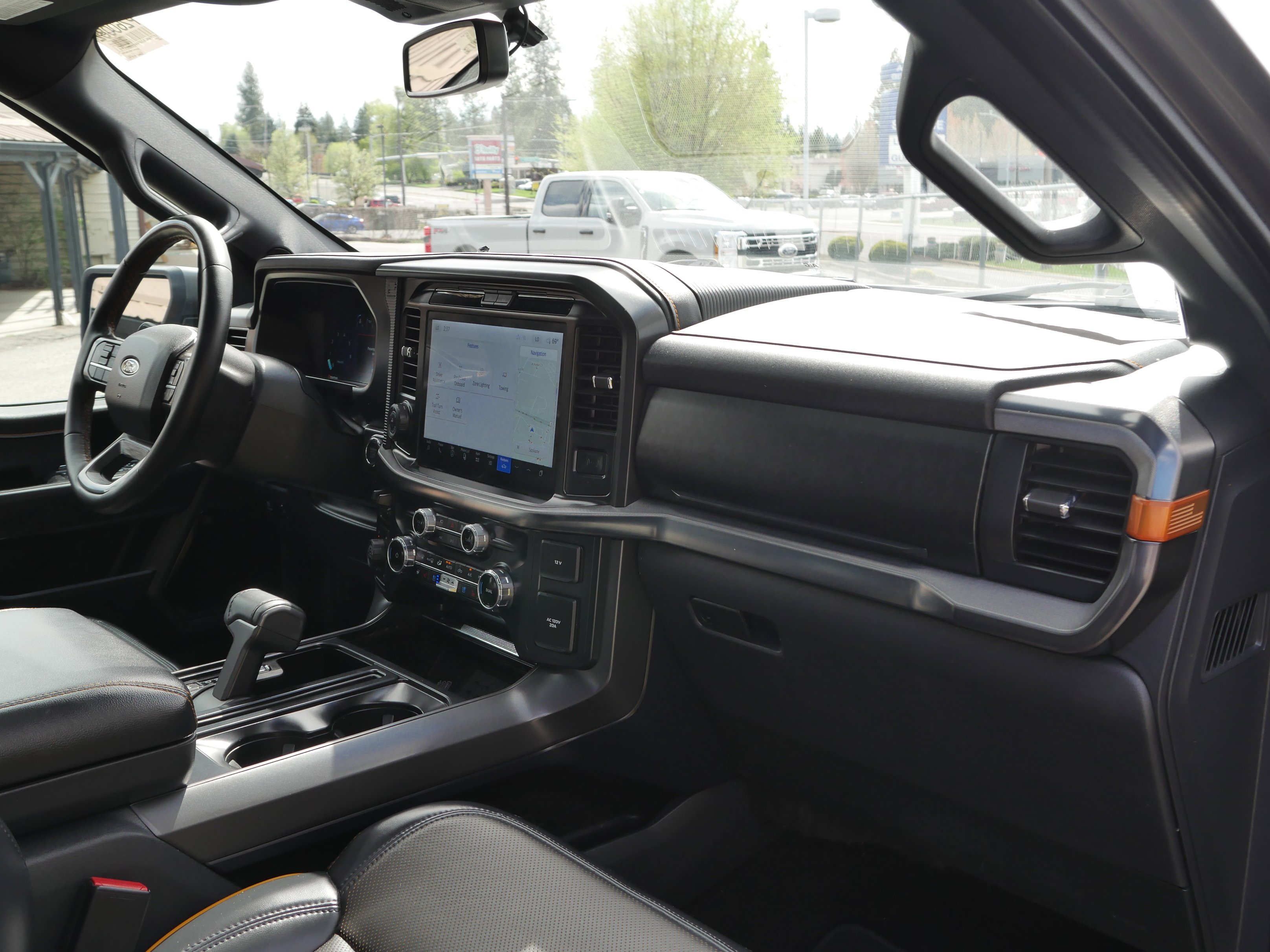 Certified Used 2025 Gray Ford Tremor image 30
